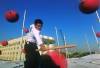 Thumbnail of Jet (Jet Li Lian Jie) demonstrating the rubber balls.